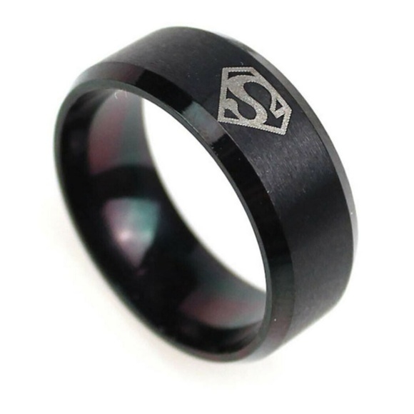 Black Stainless Steel Superman RIng Size 8 - Picture 1 of 2